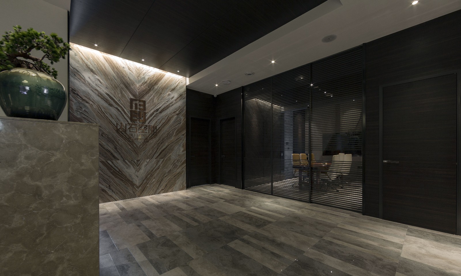 新中式辦公室裝修設(shè)計效果圖深受大家喜愛的原因有哪些？