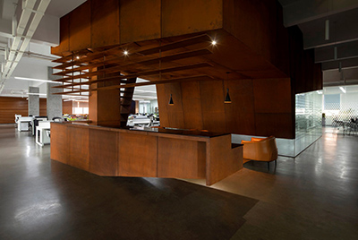 紅木辦公室裝修設(shè)計(jì)，這樣的辦公室裝修設(shè)計(jì)都讓人不想下班了