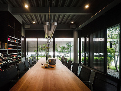 揭秘：為什么這么多公司喜歡現(xiàn)代簡約風格辦公室裝修設(shè)計風格！